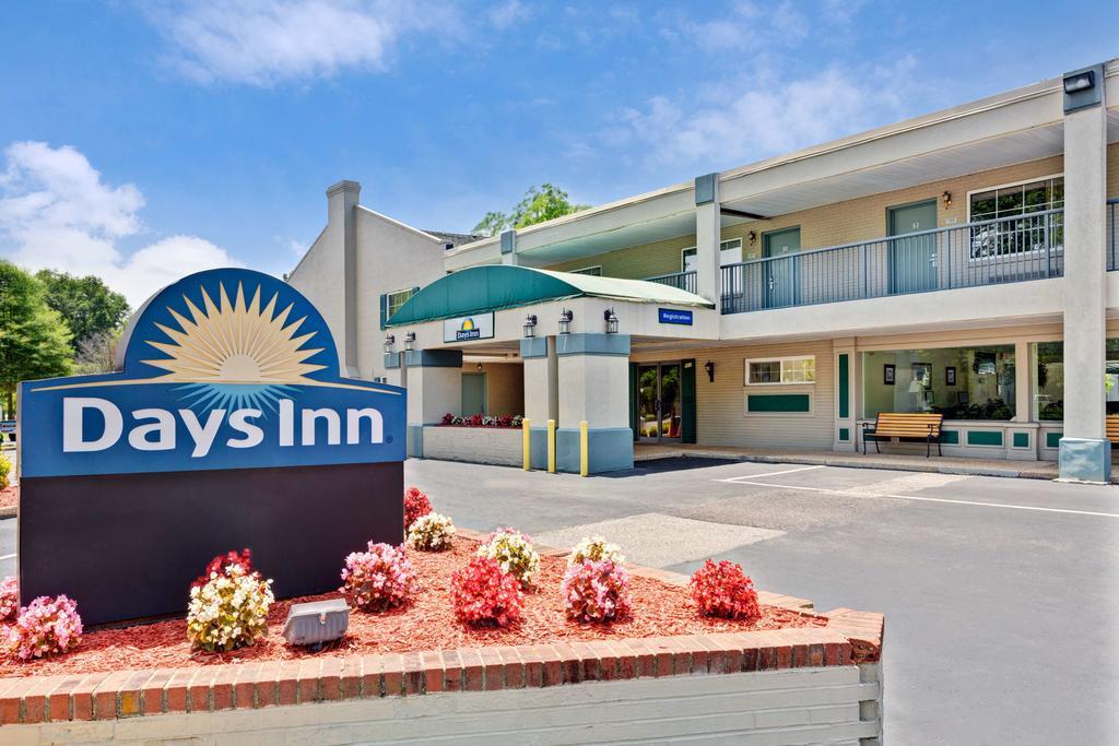 Days Inn Williamsburg Colonial Area Exterior photo
