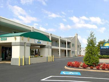 Days Inn Williamsburg Colonial Area Exterior photo